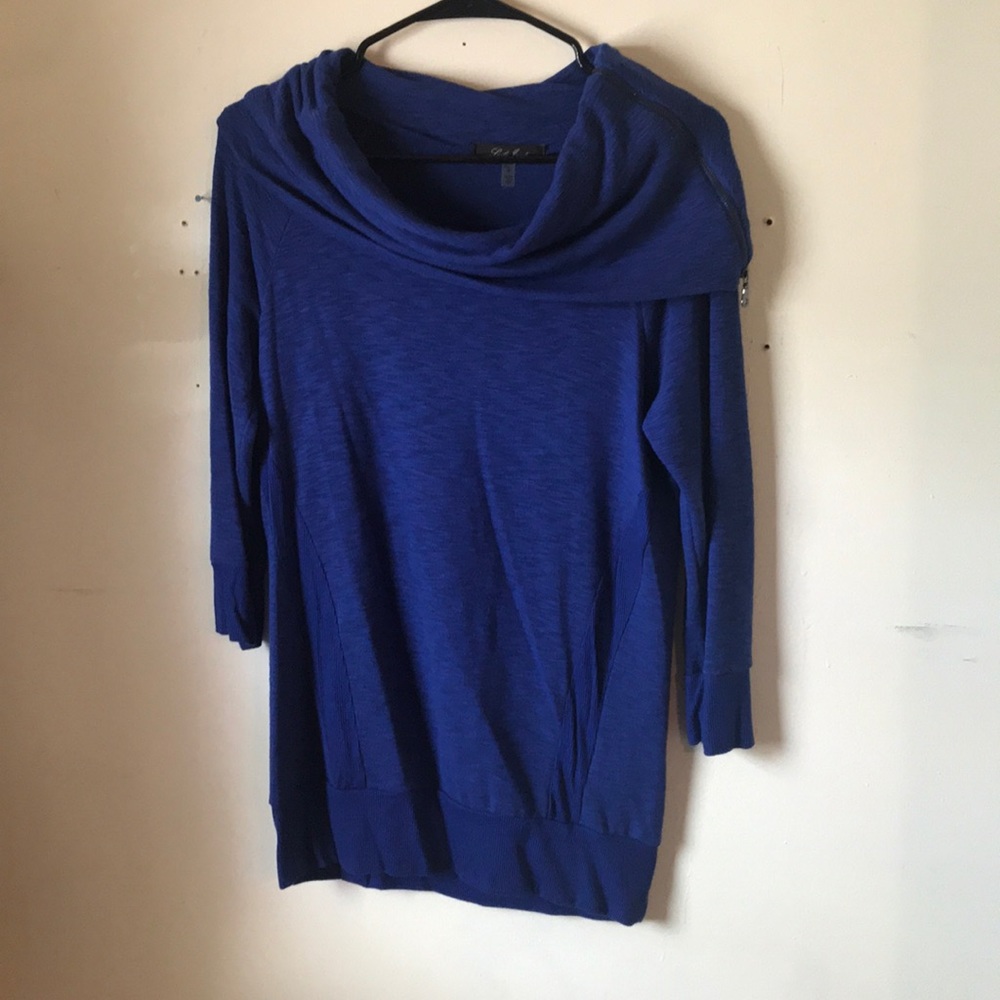 Light weight sweater.